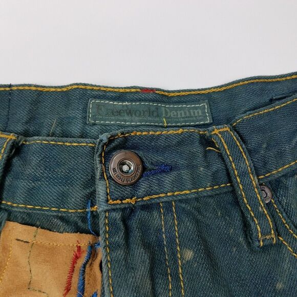 Freeworld Denim Shorts Cut Off Distressed Embroidered Acid Wash Size 30 - Picture 6 of 11